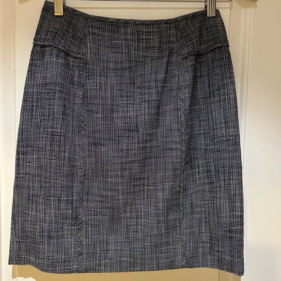 Banana Republic Tweed Skirt - Picture 1 of 2